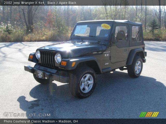 2002 Jeep Wrangler X 4x4 in Black
