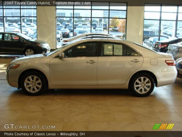 2007 Toyota Camry Hybrid in Titanium Metallic
