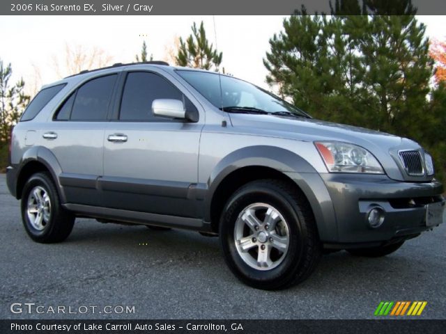 2006 Kia Sorento EX in Silver