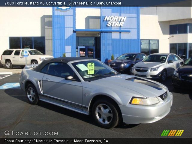 2000 Ford Mustang V6 Convertible in Silver Metallic