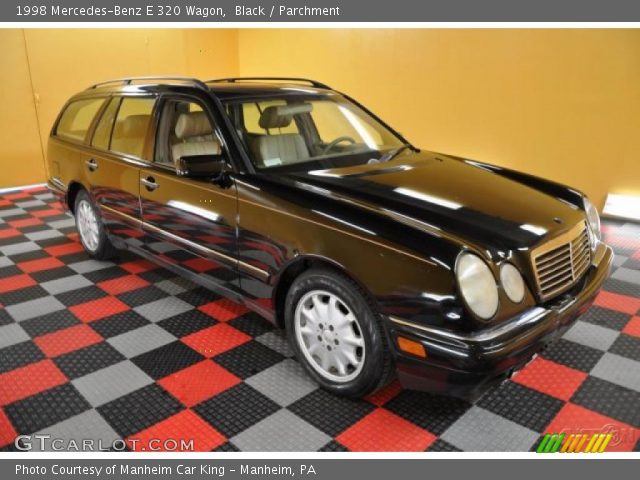 1998 Mercedes-Benz E 320 Wagon in Black