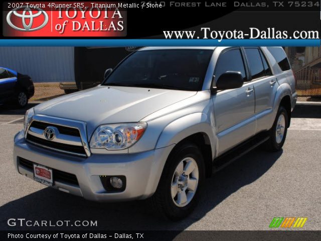 2007 Toyota 4Runner SR5 in Titanium Metallic