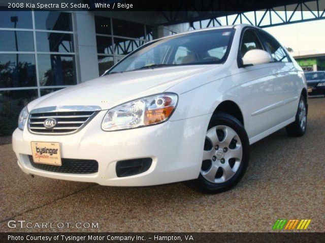 2008 Kia Spectra EX Sedan in White