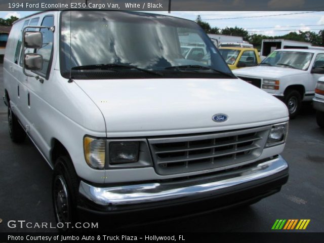 1994 Ford Econoline E250 Cargo Van in White