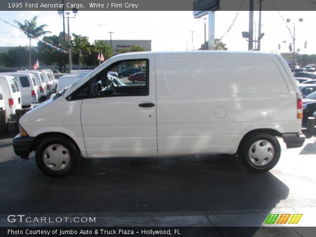 1995 Ford Aerostar Cargo in White