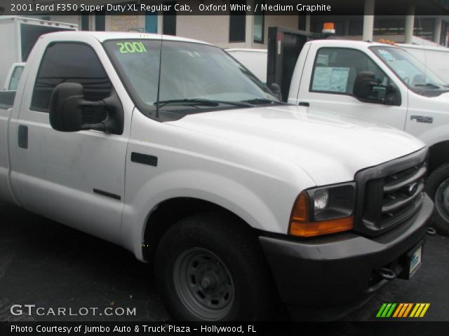 2001 Ford F350 Super Duty XL Regular Cab in Oxford White
