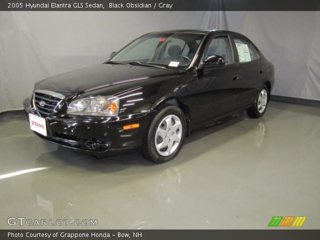 2005 Hyundai Elantra GLS Sedan in Black Obsidian