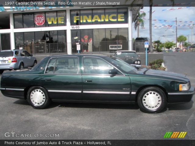 1997 Cadillac DeVille Sedan in Polo Green Metallic