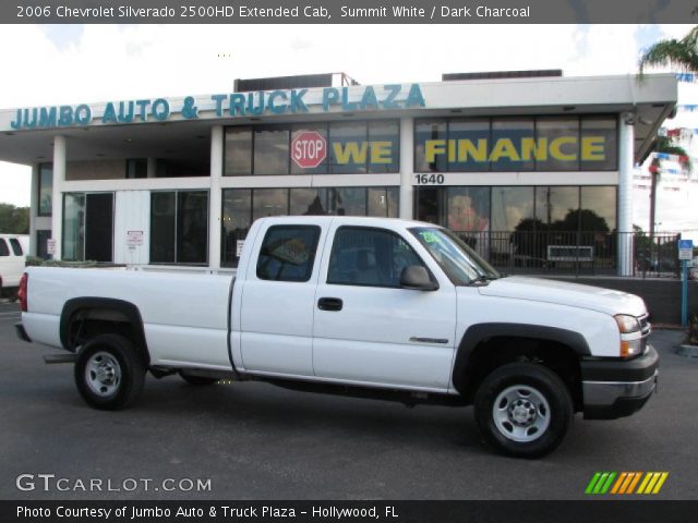 2006 Chevrolet Silverado 2500HD Extended Cab in Summit White