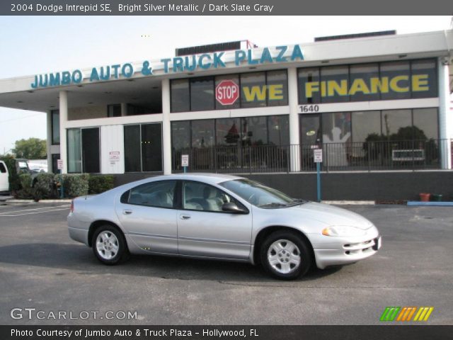 2004 Dodge Intrepid SE in Bright Silver Metallic