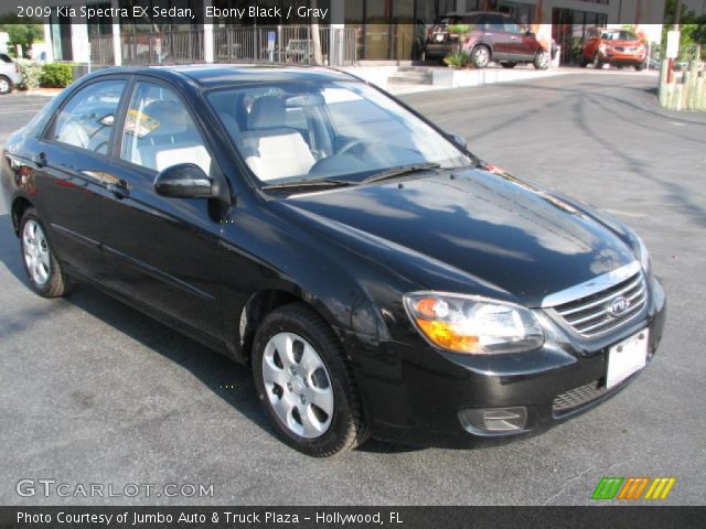 2009 Kia Spectra EX Sedan in Ebony Black