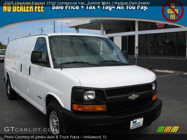 2005 Chevrolet Express 3500 Commercial Van in Summit White