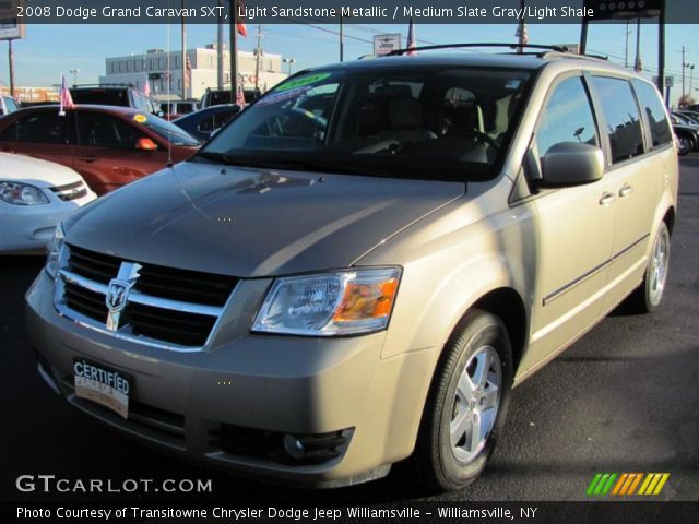 2008 Dodge Grand Caravan SXT in Light Sandstone Metallic