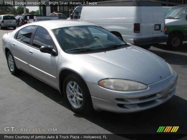 2002 Dodge Intrepid SE in Bright Silver Metallic