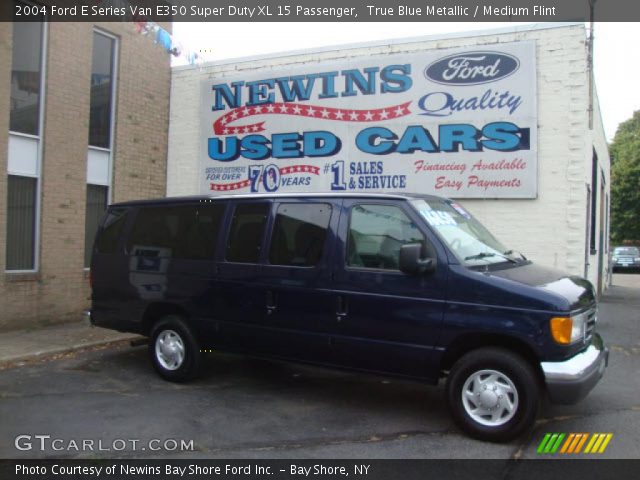 2004 Ford E Series Van E350 Super Duty XL 15 Passenger in True Blue Metallic