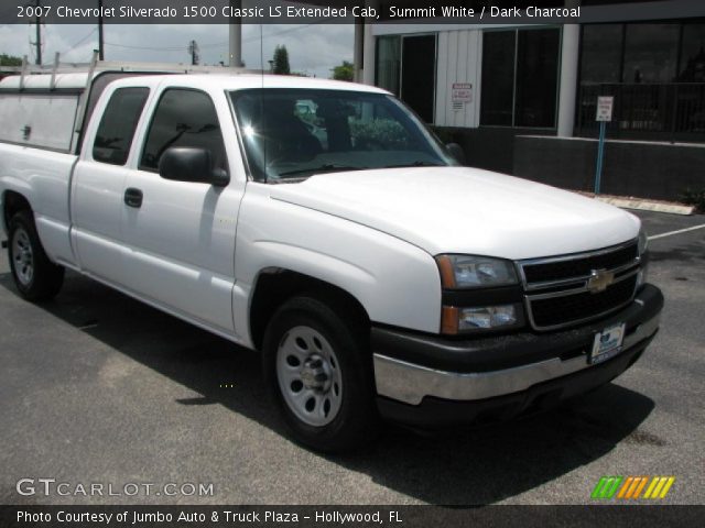 2007 Chevrolet Silverado 1500 Classic LS Extended Cab in Summit White