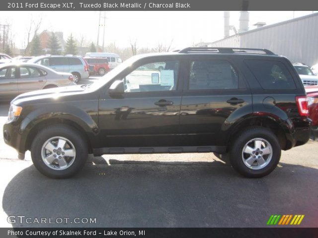 2011 Ford Escape XLT in Tuxedo Black Metallic