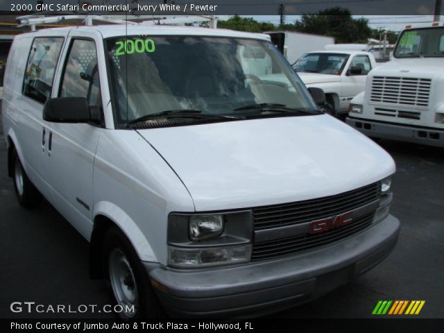 2000 GMC Safari Commercial in Ivory White