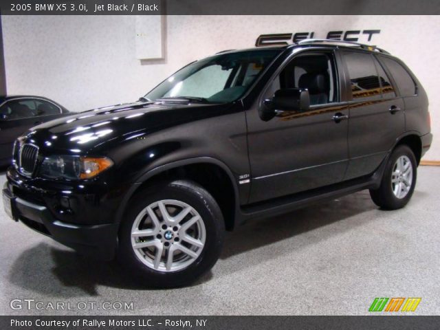 2005 BMW X5 3.0i in Jet Black
