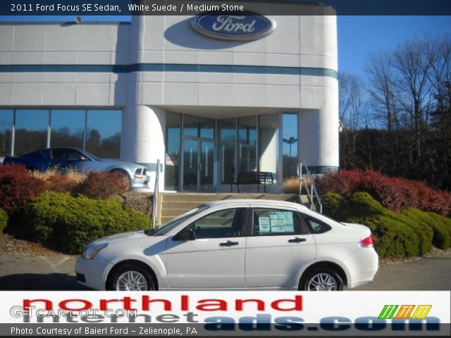 2011 Ford Focus SE Sedan in White Suede