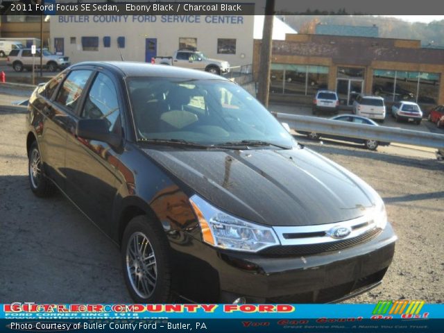 2011 Ford Focus SE Sedan in Ebony Black
