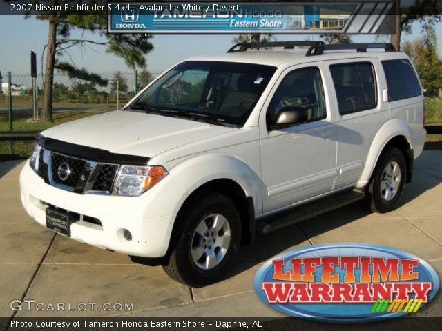 2007 Nissan Pathfinder S 4x4 in Avalanche White