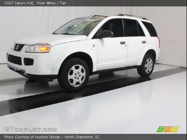 2007 Saturn VUE  in Polar White