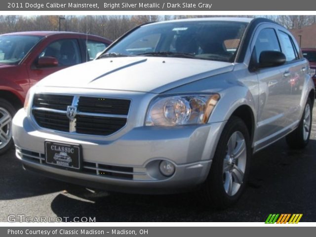2011 Dodge Caliber Mainstreet in Bright Silver Metallic