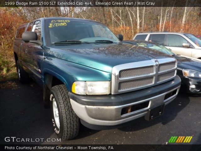 1999 Dodge Ram 1500 SLT Extended Cab 4x4 in Emerald Green Pearl