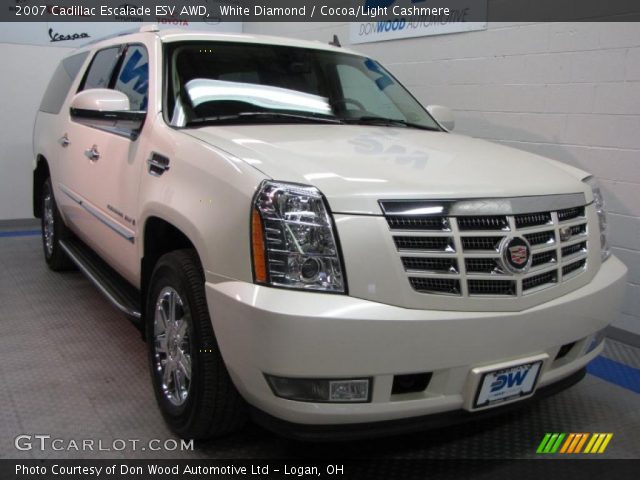 2007 Cadillac Escalade ESV AWD in White Diamond
