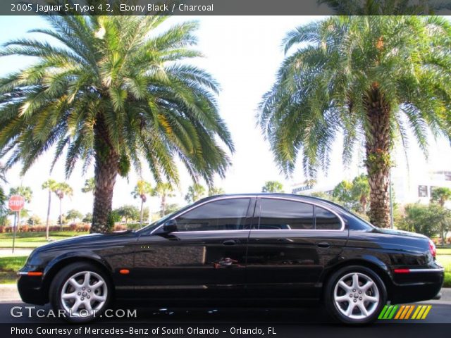 2005 Jaguar S-Type 4.2 in Ebony Black
