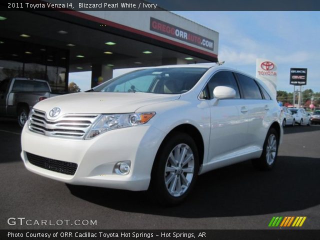 2011 Toyota Venza I4 in Blizzard Pearl White