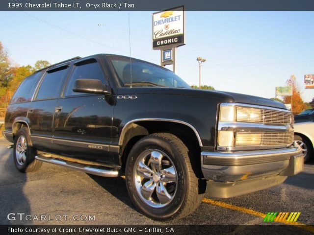 1995 Chevrolet Tahoe LT in Onyx Black