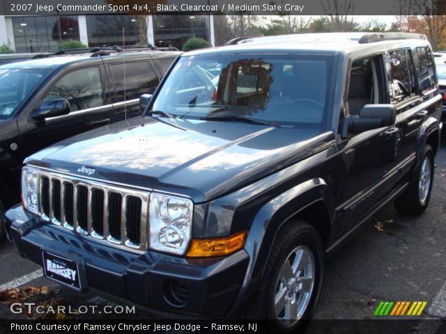 2007 Jeep Commander Sport 4x4 in Black Clearcoat