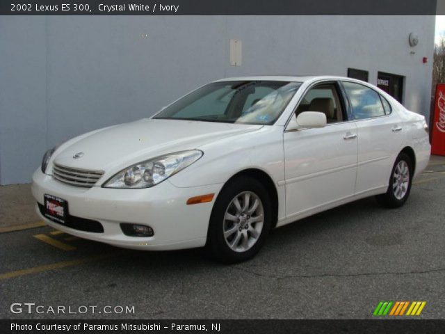2002 Lexus ES 300 in Crystal White