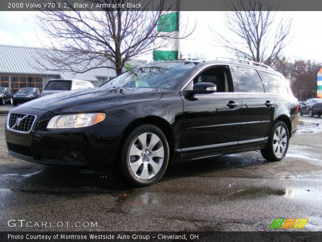 2008 Volvo V70 3.2 in Black