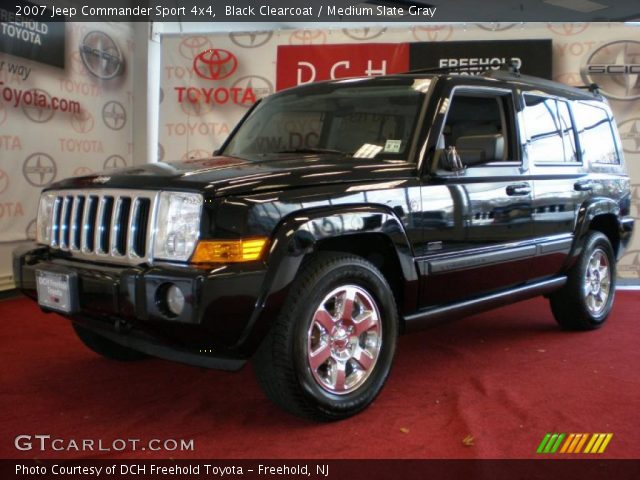 2007 Jeep Commander Sport 4x4 in Black Clearcoat