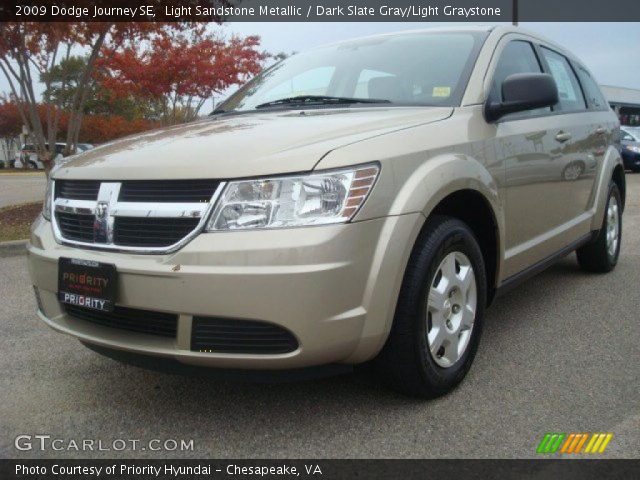 2009 Dodge Journey SE in Light Sandstone Metallic