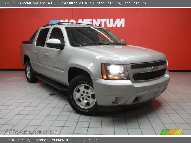 2007 Chevrolet Avalanche LT in Silver Birch Metallic