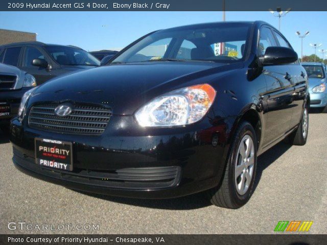 2009 Hyundai Accent GLS 4 Door in Ebony Black