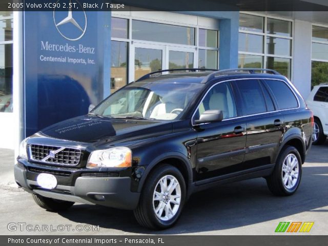 2005 Volvo XC90 2.5T in Black