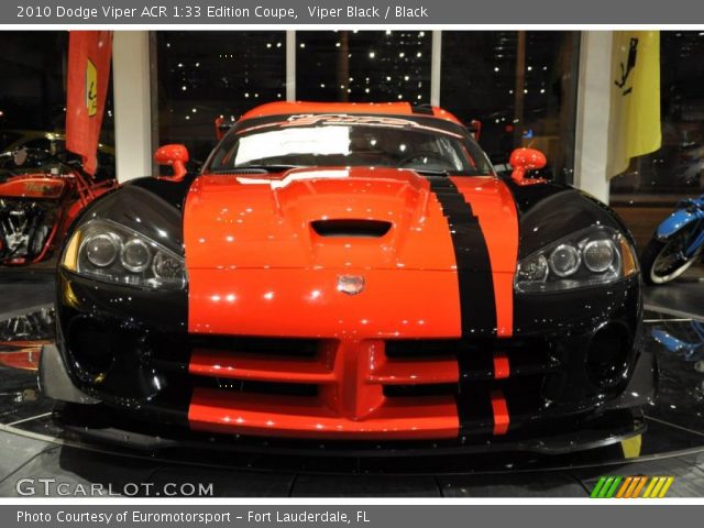 2010 Dodge Viper ACR 1:33 Edition Coupe in Viper Black