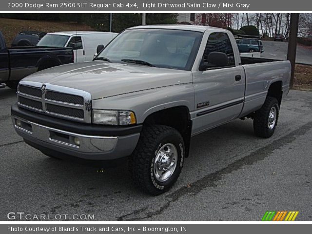2000 Dodge Ram 2500 SLT Regular Cab 4x4 in Light Driftwood Satin Glow