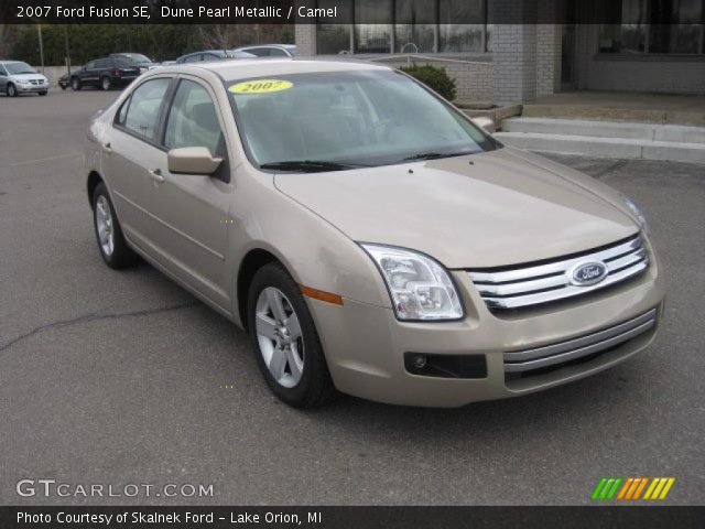 2007 Ford Fusion SE in Dune Pearl Metallic