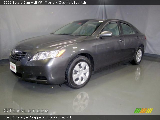 2009 Toyota Camry LE V6 in Magnetic Gray Metallic