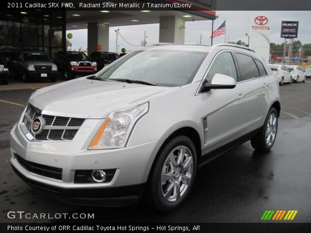 2011 Cadillac SRX FWD in Radiant Silver Metallic