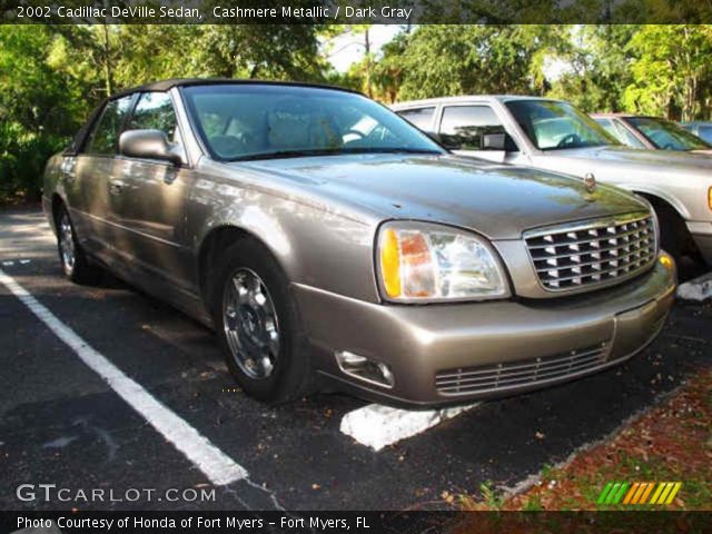 2002 Cadillac DeVille Sedan in Cashmere Metallic