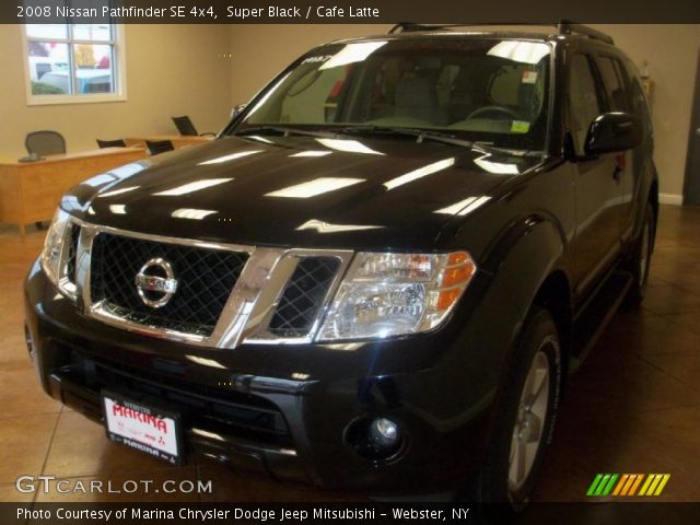 2008 Nissan Pathfinder SE 4x4 in Super Black