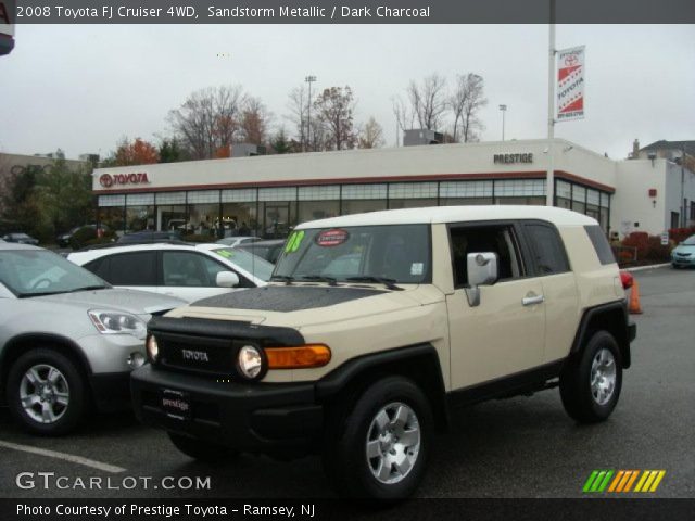 2008 Toyota FJ Cruiser 4WD in Sandstorm Metallic