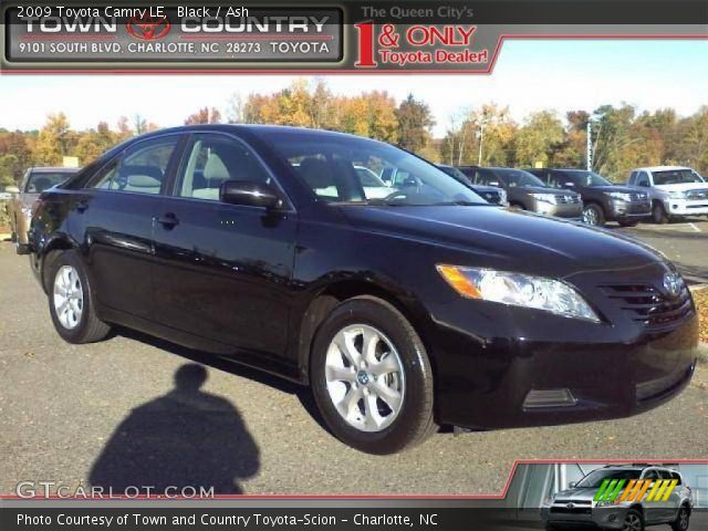 2009 Toyota Camry LE in Black
